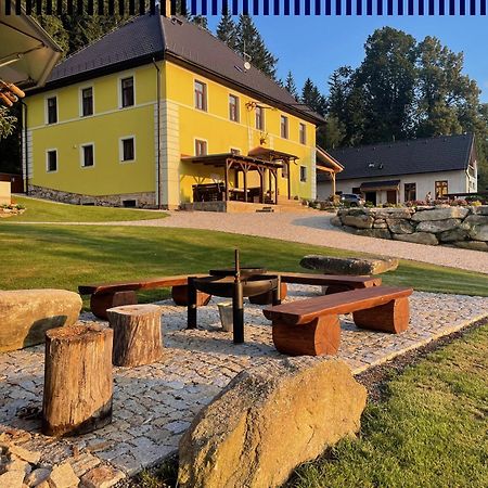 Loučovice Apartmany Hajovna Lipno מראה חיצוני תמונה