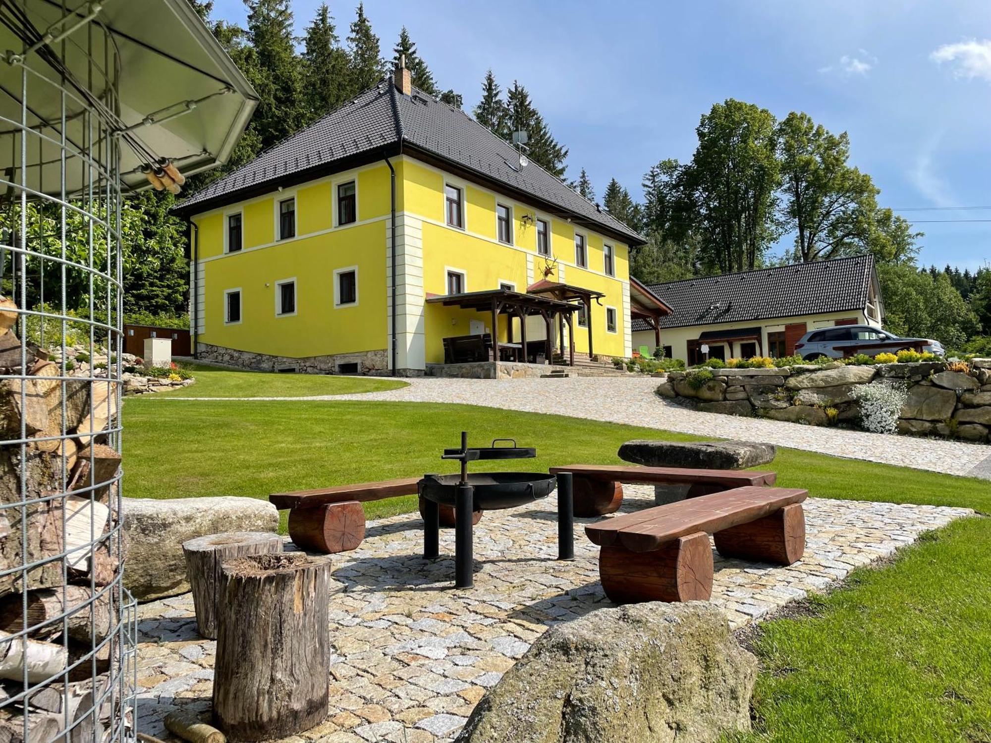Loučovice Apartmany Hajovna Lipno מראה חיצוני תמונה